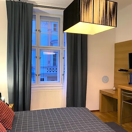 Golem B&B-3